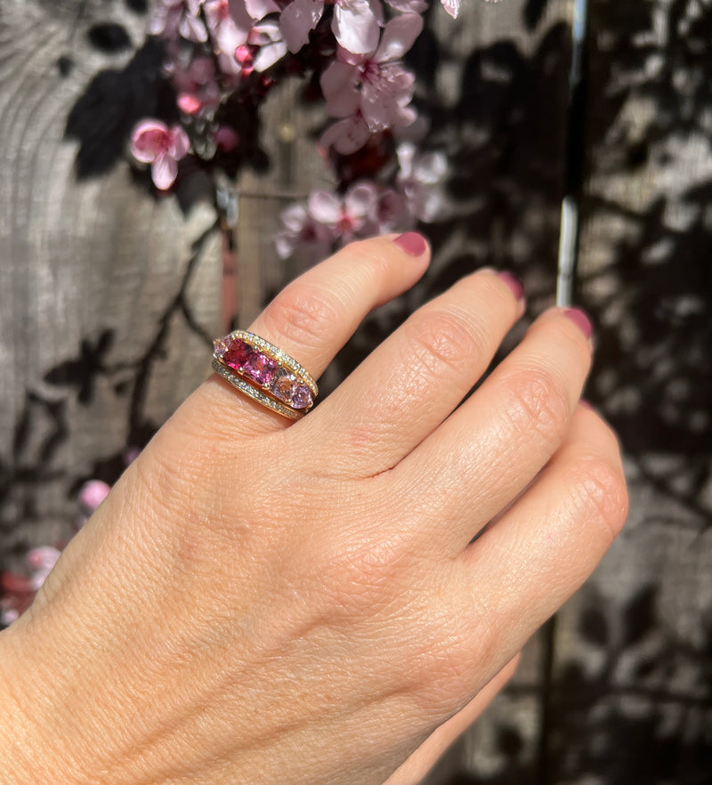 SPINEL SQUARES AURA RING